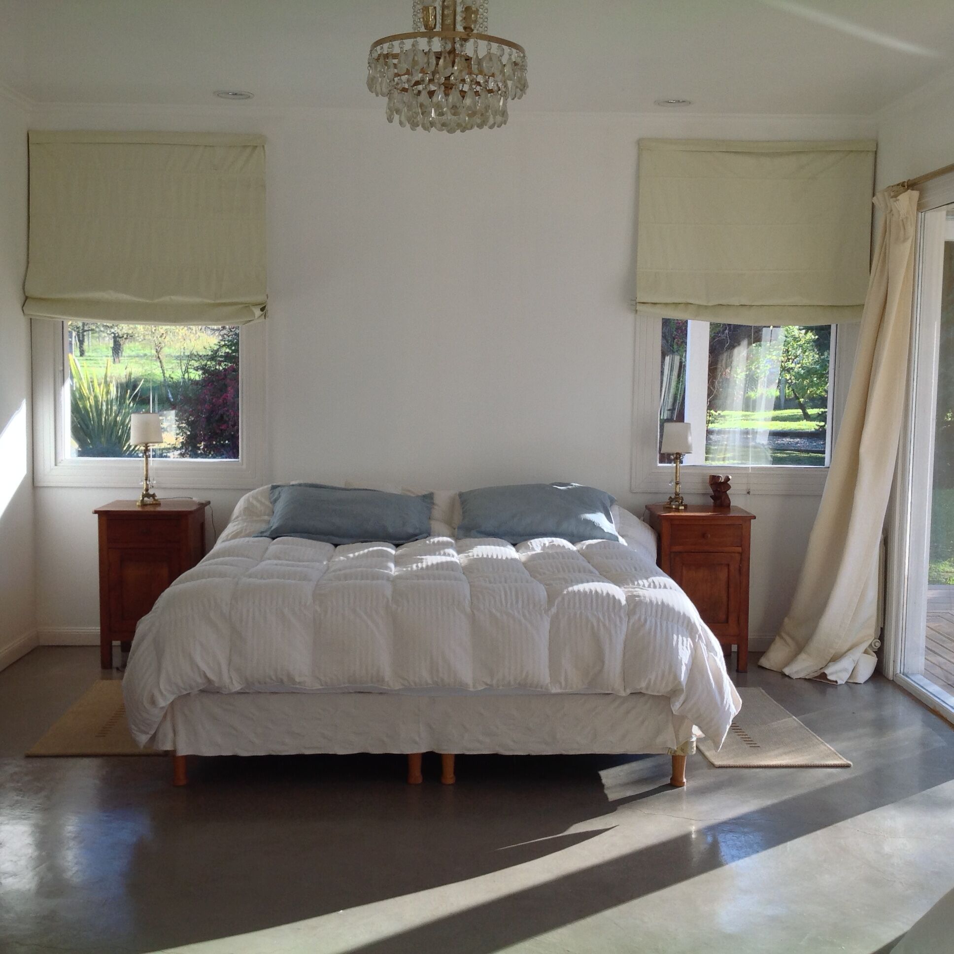 8 多间卧室、客房内保险箱、熨斗/熨衣板、WiFi