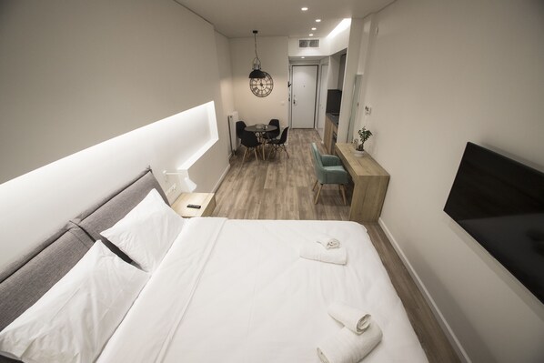 1 bedroom, soundproofing, iron/ironing board, free WiFi - Ornament Suites Nilie Hospitality MGMT (Thessaloniki)