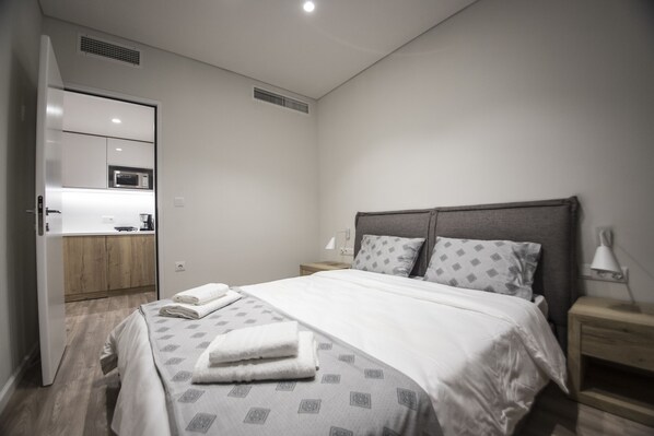 1 Schlafzimmer, schallisolierte Zimmer, Bügeleisen/Bügelbrett