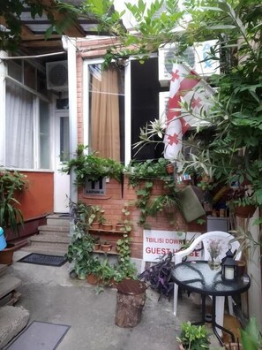 Exterior - Tbilisi Downtown Guest House (Tbilisi)