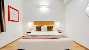Egyptian cotton sheets, premium bedding, memory-foam beds, desk