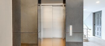 Hotel Aravali Inn & Banquet Hall