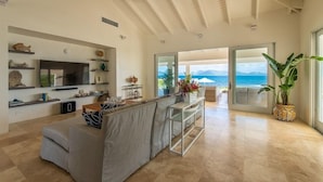 TV - Round Rock Estate (Blowing Point)