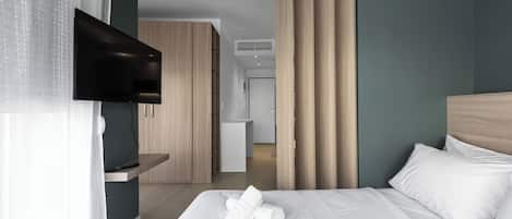 Superior Apartment, Balcony (501-502) | 1 habitación, decoración personalizada y muebles diferentes