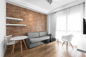 Comfort Suite, Kitchen | Aire de séjour | Téléviseur à écran plat