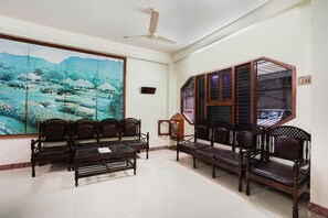 Reception - SPOT ON 38697 Hotel Sridhar (Khammam)