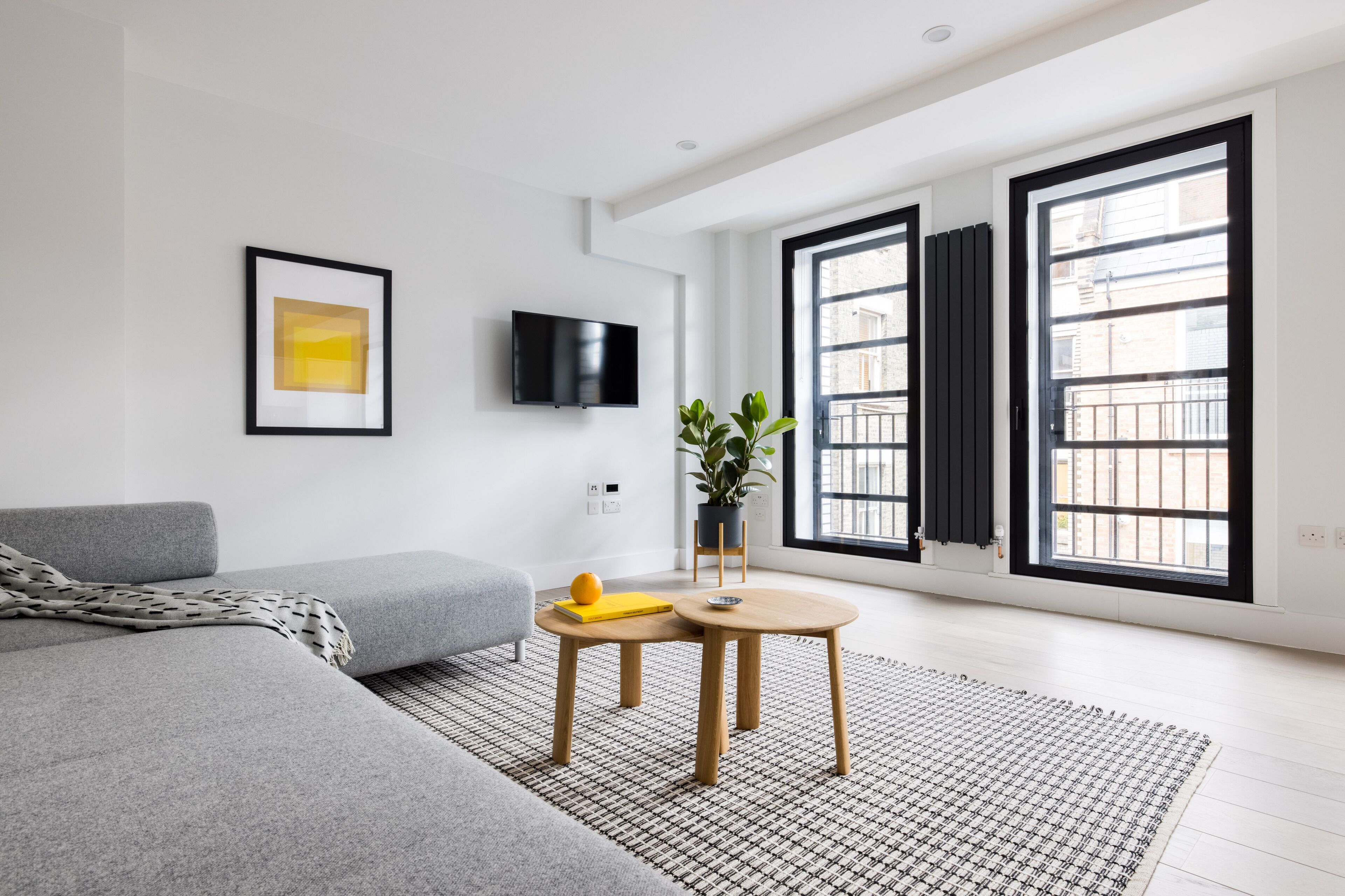 Luxury Suite, 2 Bedrooms | Living area