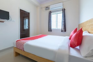 Free WiFi, bed sheets
