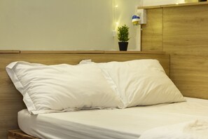 4 bedrooms, WiFi - 1990s hostel Saigon (Ho Chi Minh)