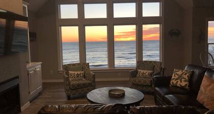 8BR OF Pets Elevator Theater 2 Community Pools