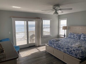 8 عدّة غرف نوم ومكواة/لوح كي وواي فاي وملاءات أسرّة