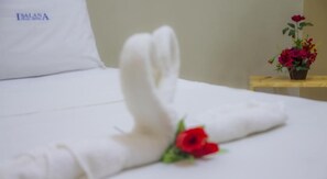 Frigobar, Wi-Fi de cortesia, roupa de cama