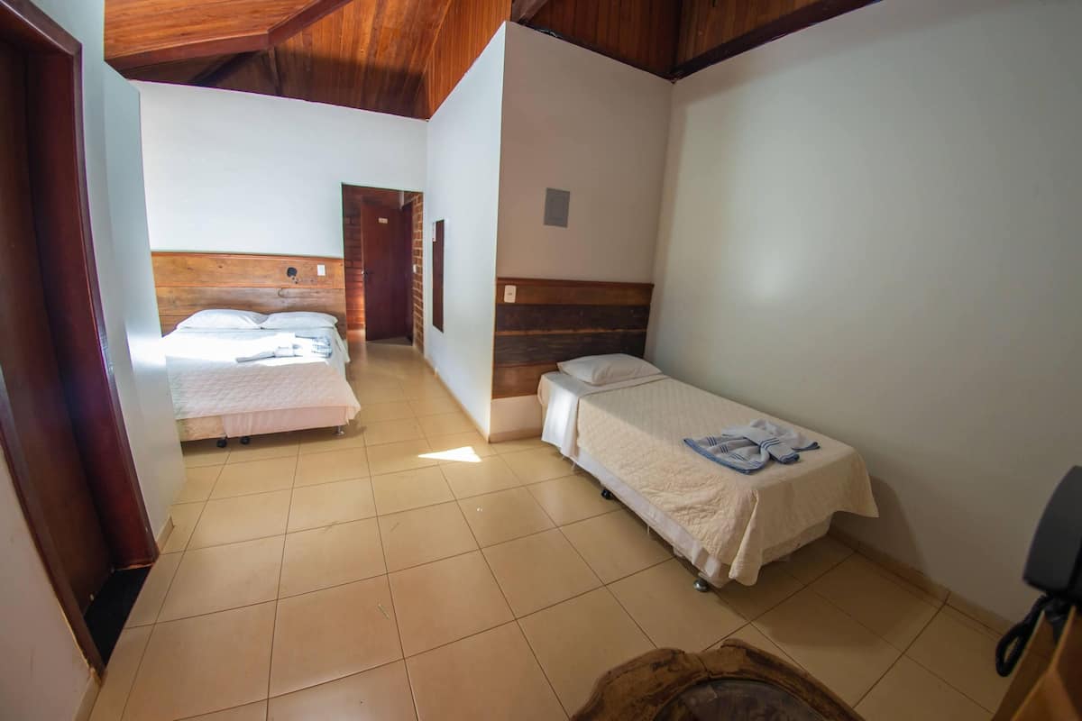 1 bedroom, minibar, desk, laptop workspace