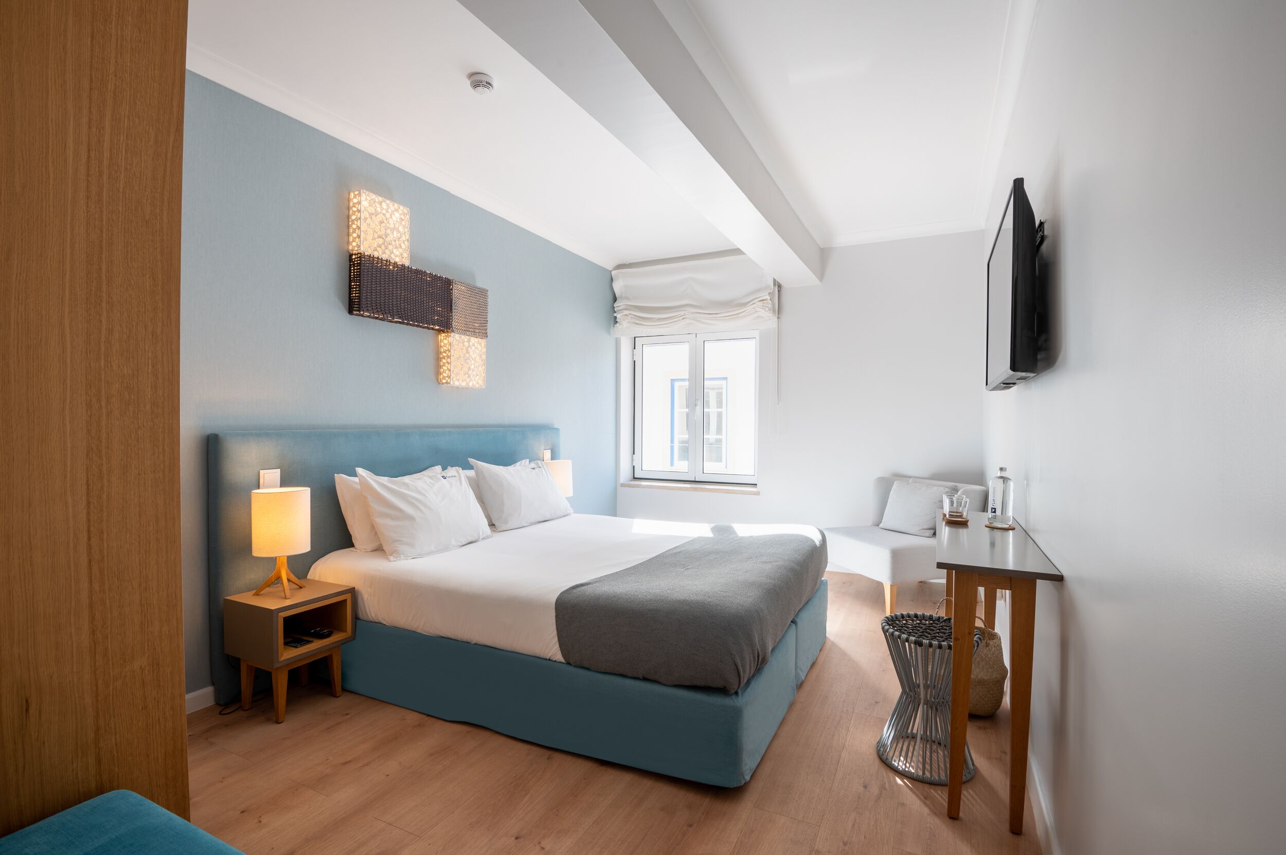 Kahden hengen huone (kaksi sänkyä) | Tallelokero huoneessa, pimennysverhot, ilmaiset vauvansängyt