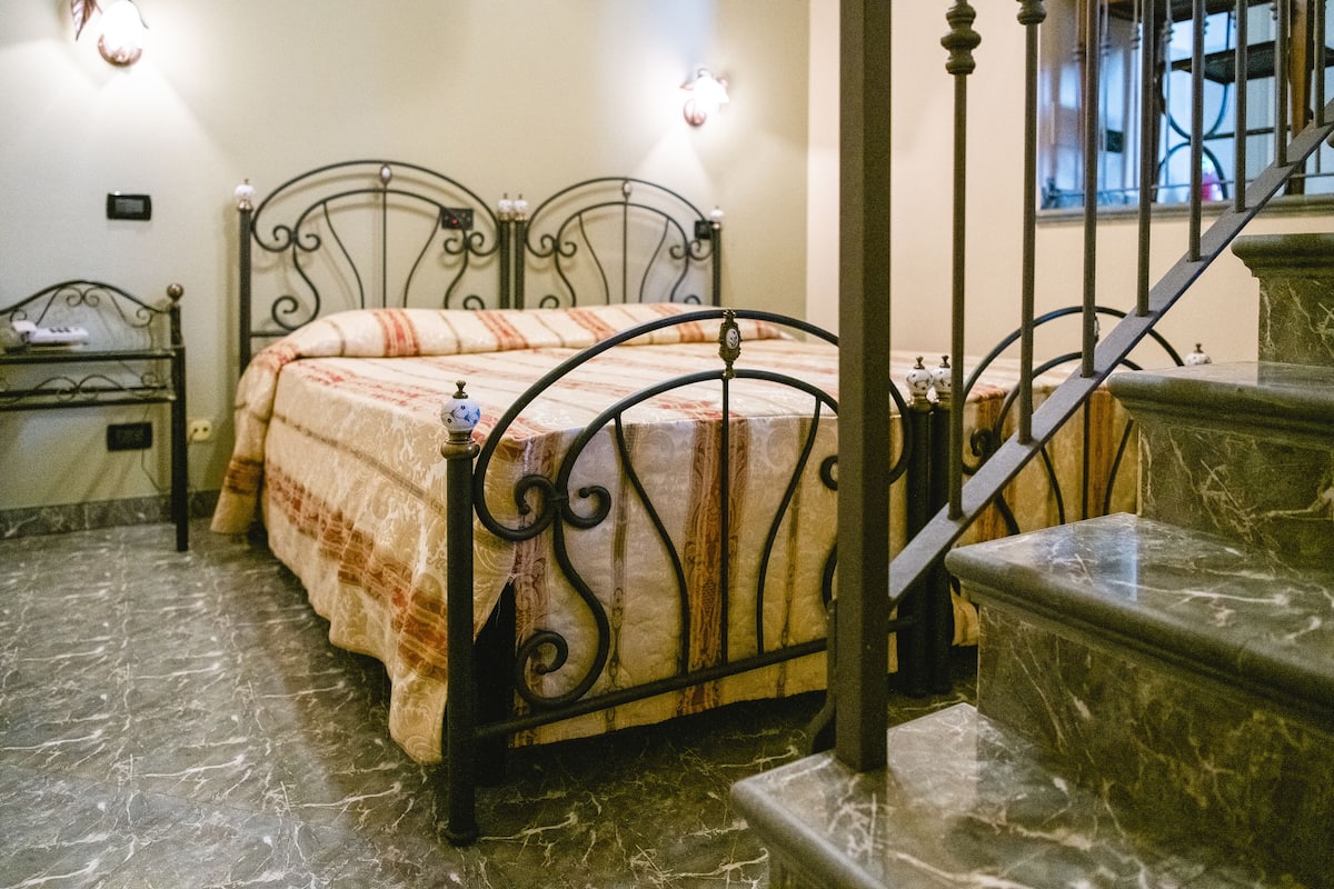 Business tweepersoonskamer | Lakens van Egyptisch katoen, luxe beddengoed, Tempur Pedic-bedden