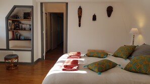 5 Schlafzimmer, Bügeleisen/Bügelbrett, Reisekinderbett, kostenloses WLAN