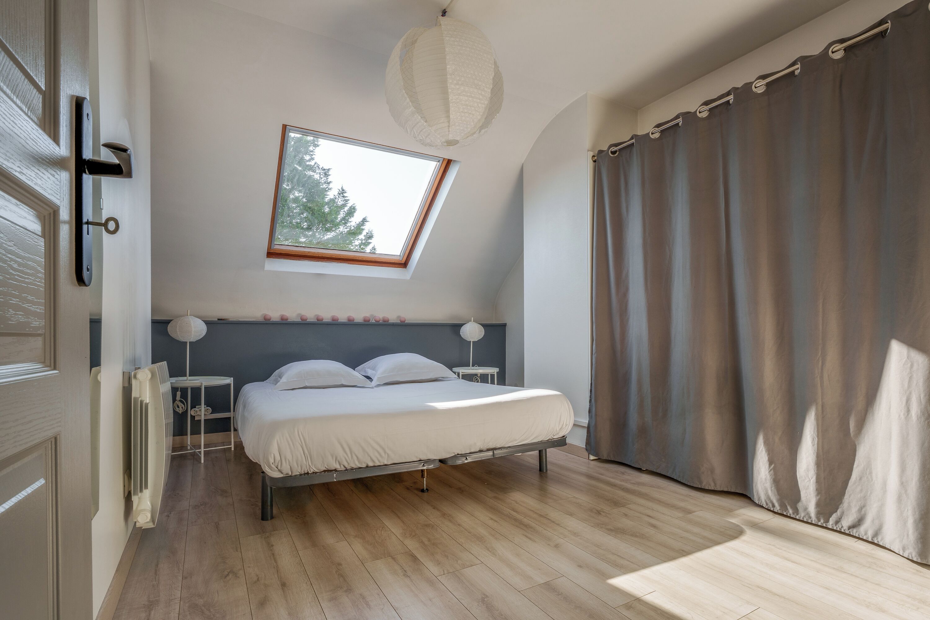 2 chambres, fer et planche à repasser, lit parapluie, Wi-Fi gratuit