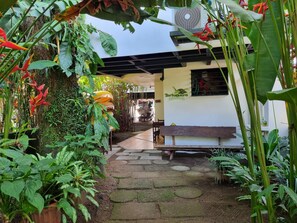 Front of property - Cabinas Tortuguero (Colorado)