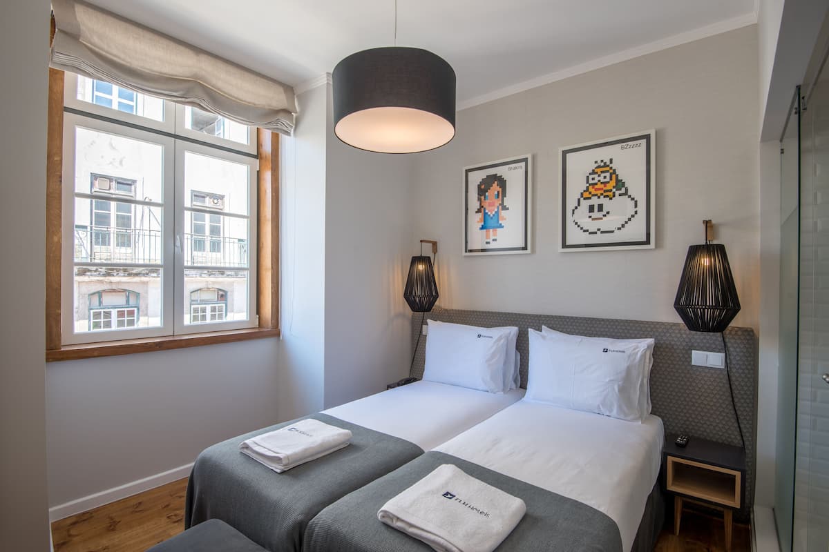 Coffres-forts dans les chambres, rideaux occultants, Wi-Fi gratuit