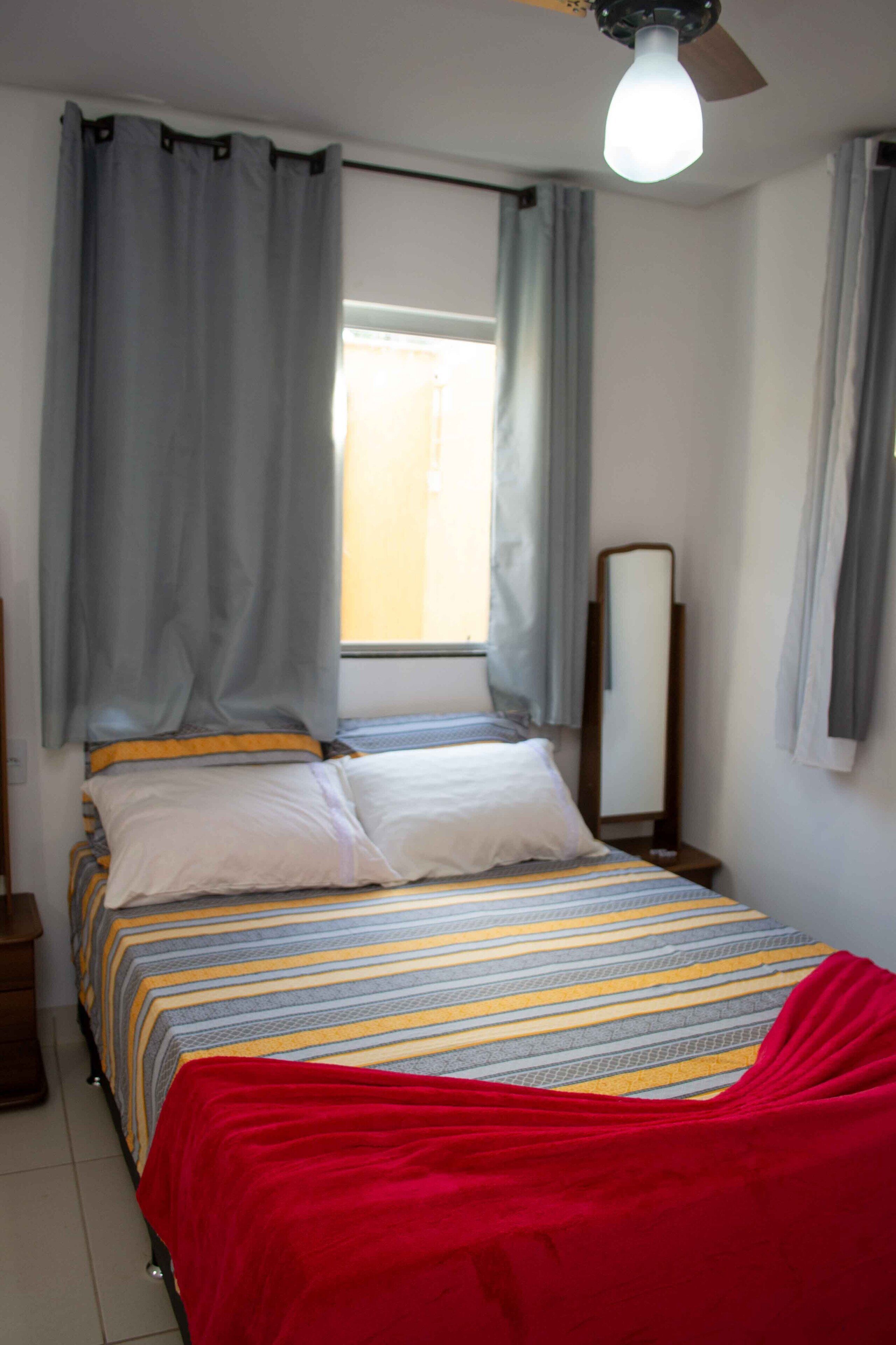 2 bedrooms, hypo-allergenic bedding, pillow-top beds