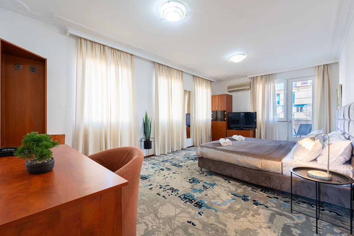 Kahden hengen comfort-huone | Allergiatestatut vuodevaatteet, yksilöllisesti sisustettu