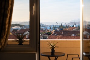 ห้องคอมฟอร์ทดับเบิล | ลานระเบียง/นอกชาน