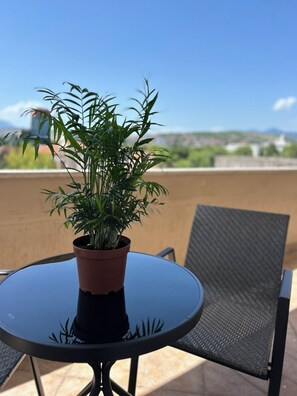 Phòng đôi cơ bản, quang cảnh thành phố | Hiên