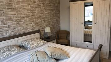 Apartemen (incl.cleaning/sheets/towels fee 60EUR) | 1 kamar tidur dan setrika/meja setrika