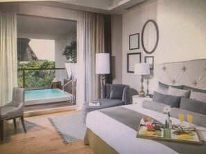 2 chambres, coffres-forts dans les chambres, fer et planche à repasser