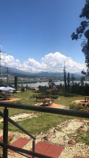 Family Cabin | Terrace/patio - Cabañas Lago Parque Paipa (Paipa)