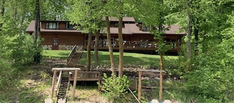 Luxury log cabin on the north end of long lake!! Sarona Wi, close to Hayward!!