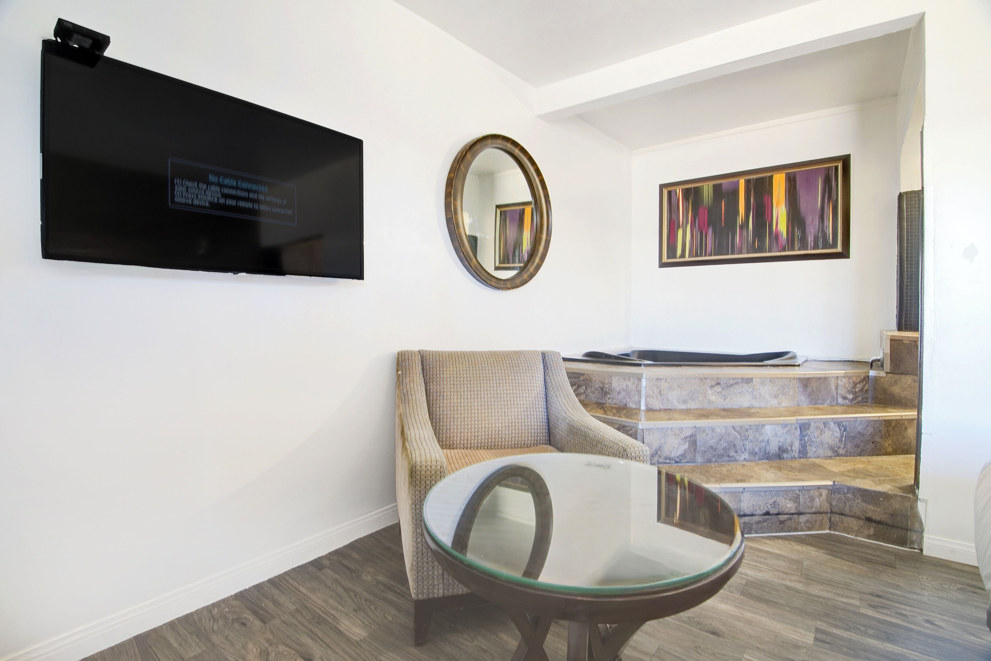 Premium Room, 1 King Bed, Smoking | Bed sheets