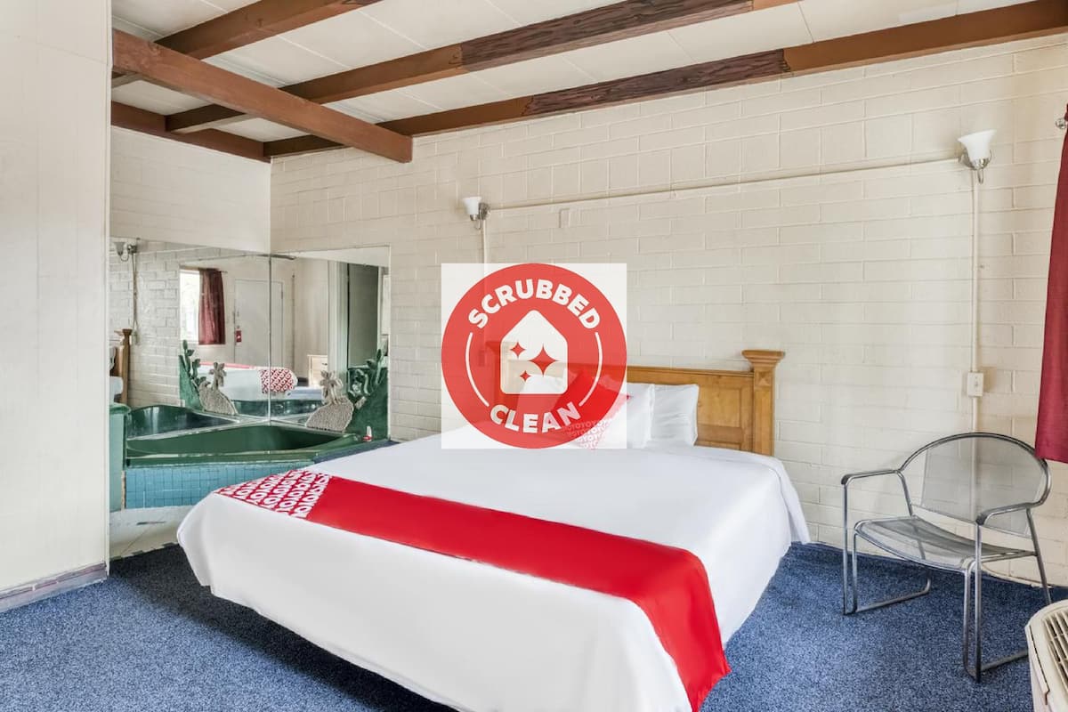 Premium Room, 1 Katil Raja (King), Smoking | Cadar katil