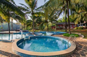 Pool - Shantai by the lake (Guhagar)
