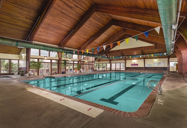 Indoor pool, a heated pool - Enjoy the Crisp Mountain Air on the Pinon Lake w/ Golf, hiking, skiing, riding and fishing (Pagosa Springs)