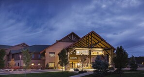 Exterior - Glacier Canyon Resort With Free access to WaterParks and other Amenities (Baraboo)