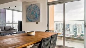 Apartment, 2 Schlafzimmer | Wohnbereich