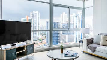 Apartment, 2 Schlafzimmer | Wohnzimmer | Flachbildfernseher