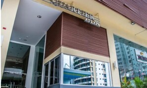 Reception - Irresistible City Center (Panama City)