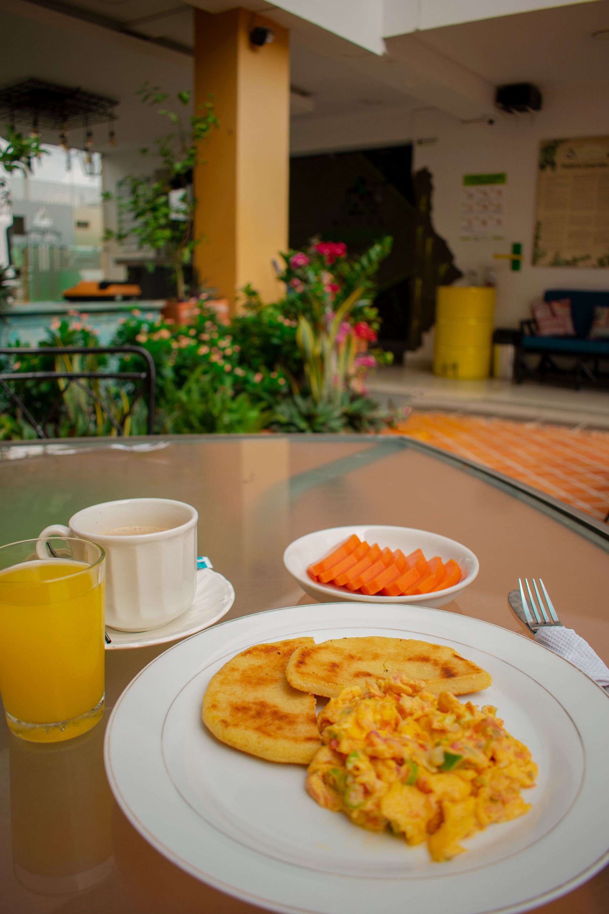 free daily continental breakfast