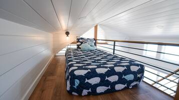 Coho Cottage | Individually decorated, individually furnished, laptop workspace