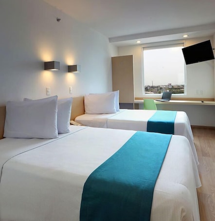 Superior Room, 2 Twin Beds | Desk, blackout drapes, free cribs/infant beds, free WiFi