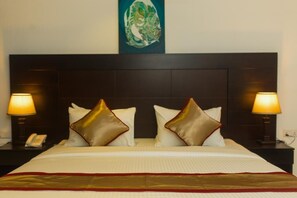 17 Schlafzimmer, Bügeleisen/Bügelbrett, WLAN, Bettwäsche