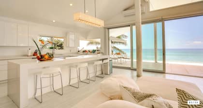 Feel Hawaii. Magnificent view. Family Reunion Home. Children friendly.