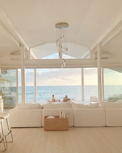 Feel Hawaii. Magnificent view. Family Reunion Home. Children friendly.