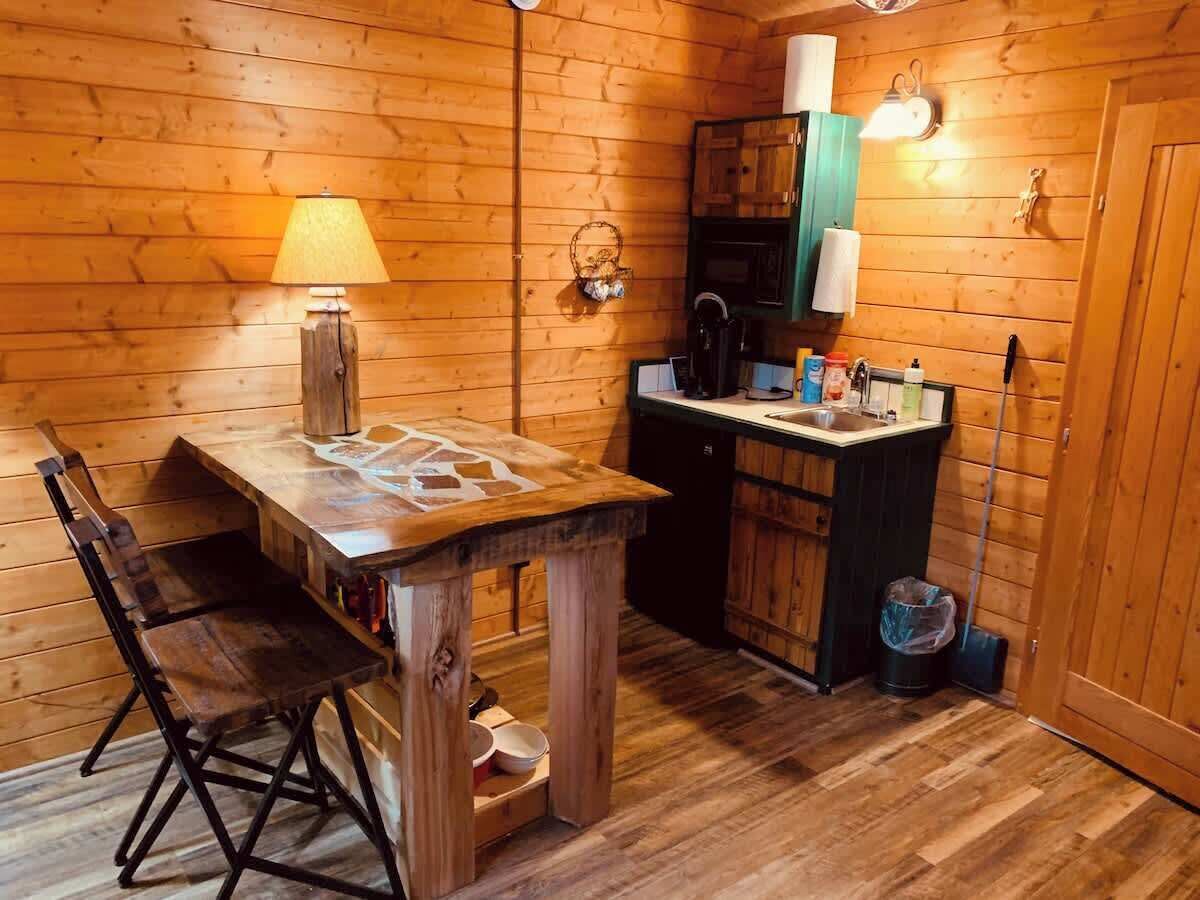 冰箱、微波炉、茶具/咖啡用具、烤面包机