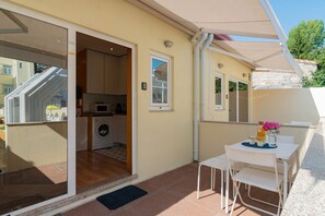 Exclusive House,1 Bedroom,Terrace, Pool Access | Terassi/patio