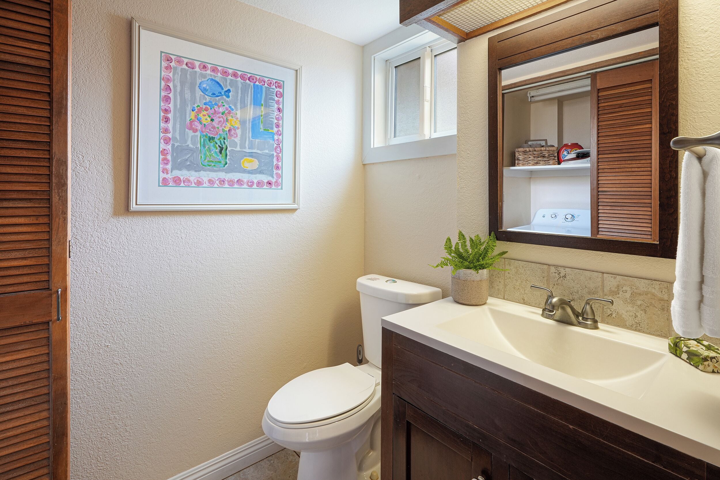 Bathtub, hair dryer, towels