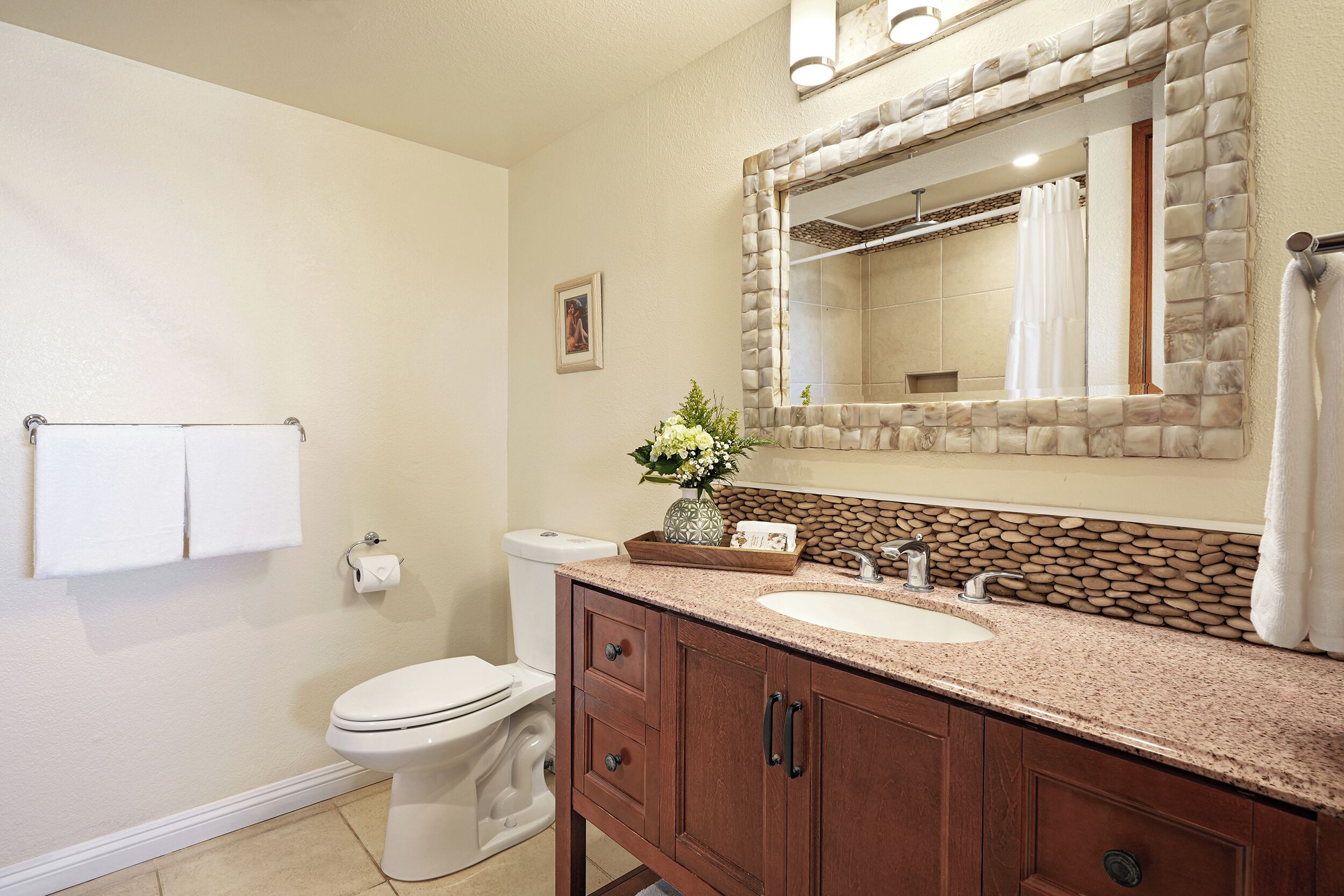 Bathtub, hair dryer, towels