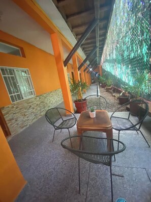Outdoor dining - The most comfortable room and close to the sea (Centro)